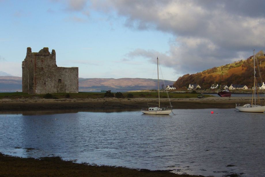View of Lochranza Castle and surrounding water