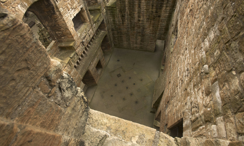 A view of an interior room at Linlithgow Palace.