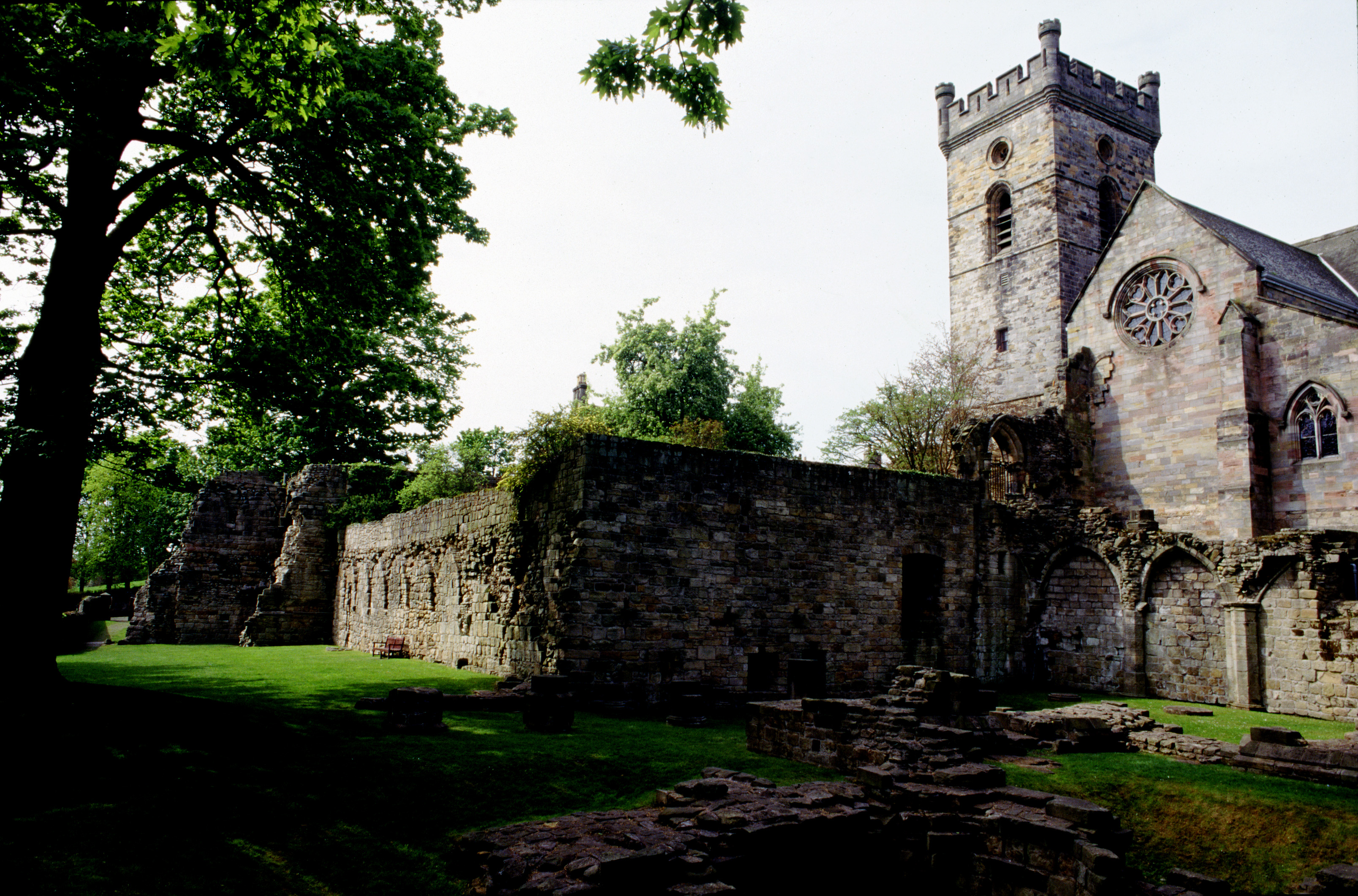 The ruined remains of Culross Abbey next to the well preserved Parish Church.