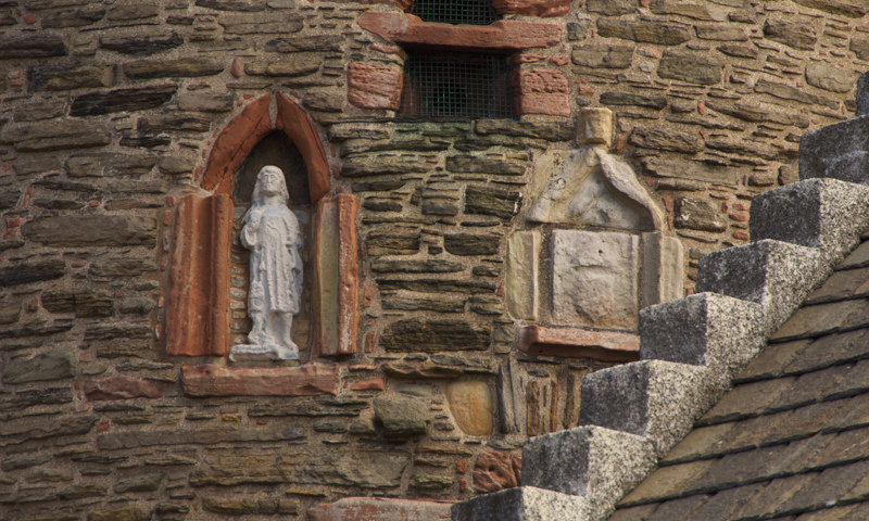 A detail of a statue, possibly of Earl of Rognvald, at the Bishop’s Palace in Kirkwall.