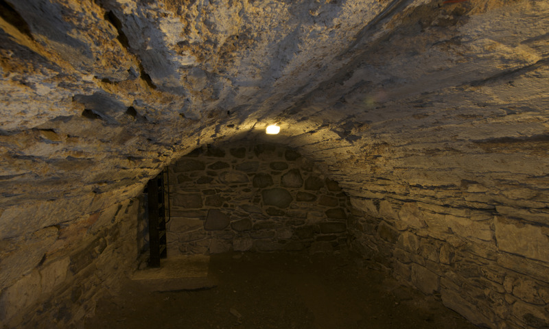 A look at the pit prison at Rothesay Castle.