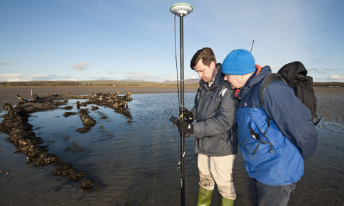 Assessing the significance of a shipwreck on the foreshore (© Crown Copyright HES)