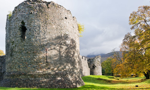 Ruined towers and curtain walls at Inverlochy.