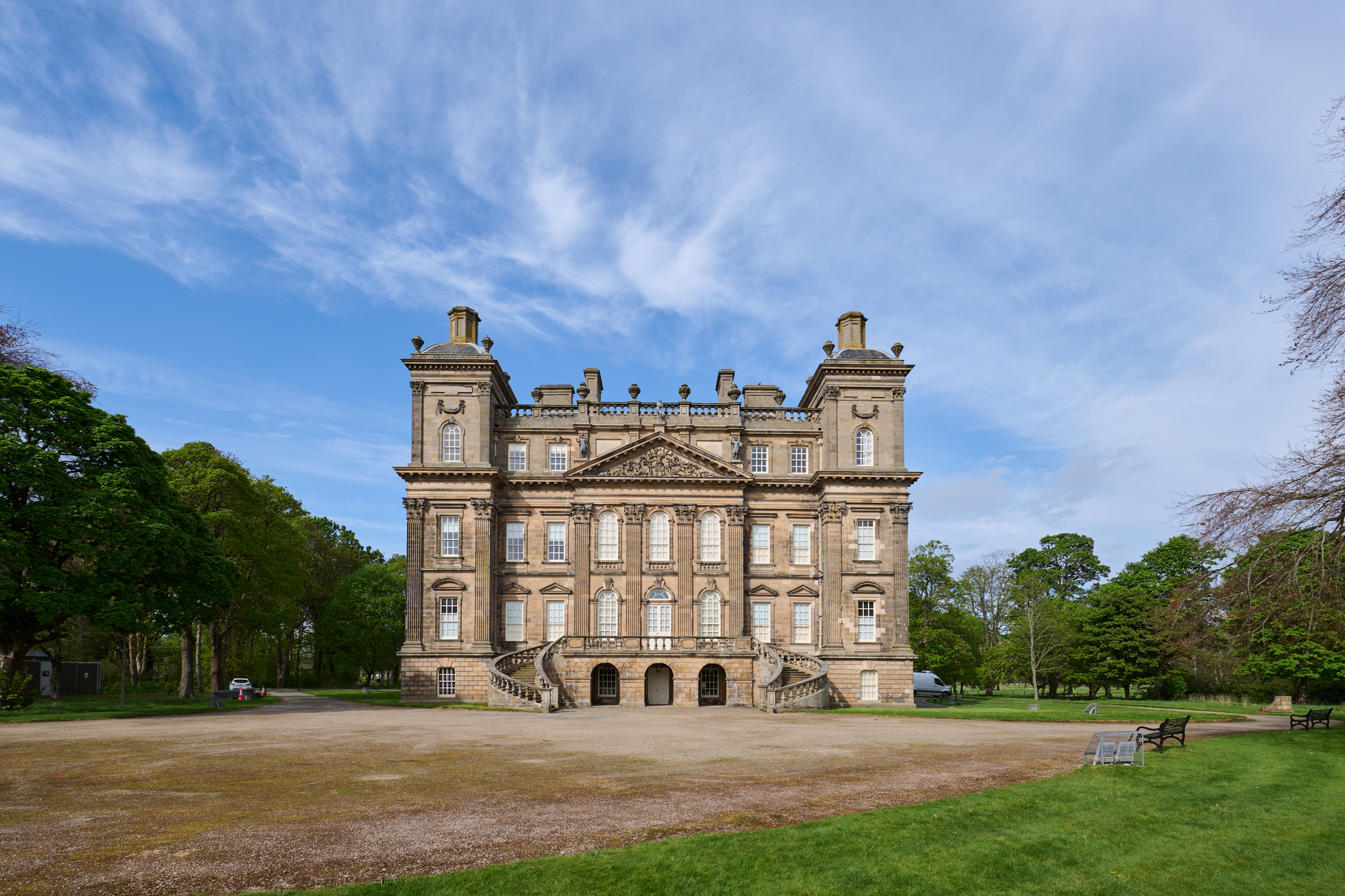 Wide shot of the exterior of Duff House