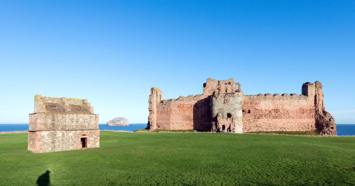 Tantallon Castle Public Body For Scotland S Historic Environment