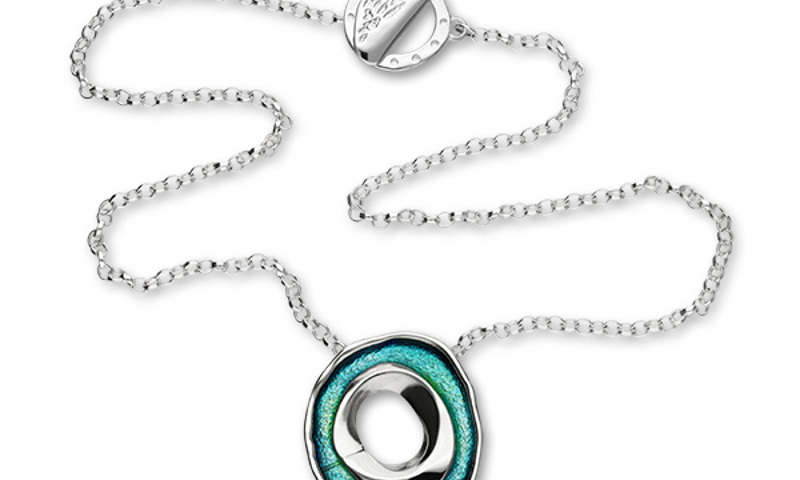Silver necklace with turquoise circular gem