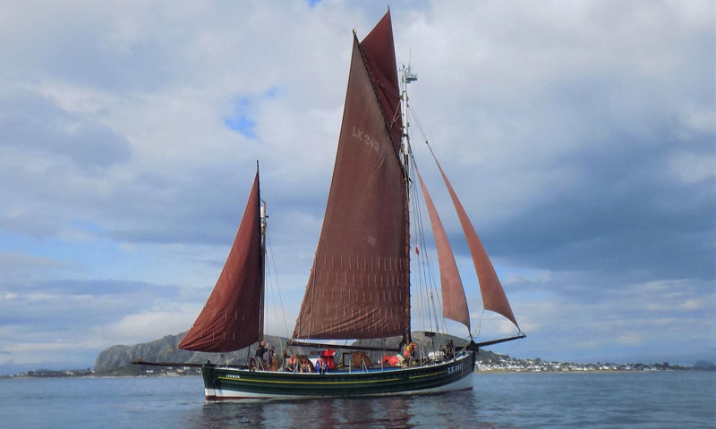 General view of the fishing vessel 