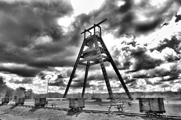 the Barony A frame was built in 1954 as part of the modernisation of the Barony colliery used to transport miners and raise coal .