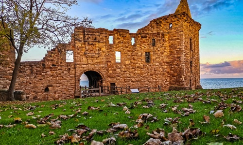 A striking photo of St Andrews Castle