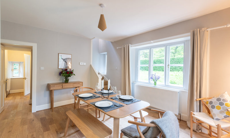 General view of the dining room at Meadowbank Lodge