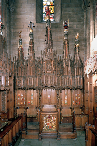 Tall, intricately carved wooden panels. Reference no: SC_1046996