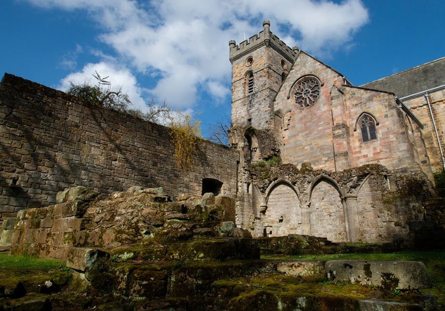General view of Culross Abbey