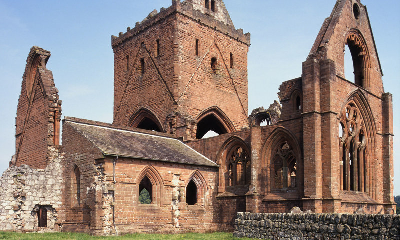General view of Sweetheart Abbey