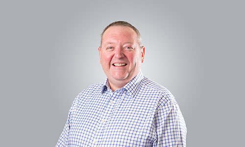 Portrait of HES Board member Ian Baxter